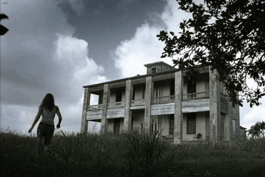 Decrepit old house from the Texas Chainsaw Massacre horror movie