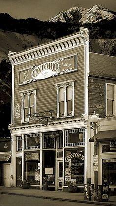 Haunted Oxford Saloon Snohomish Washington